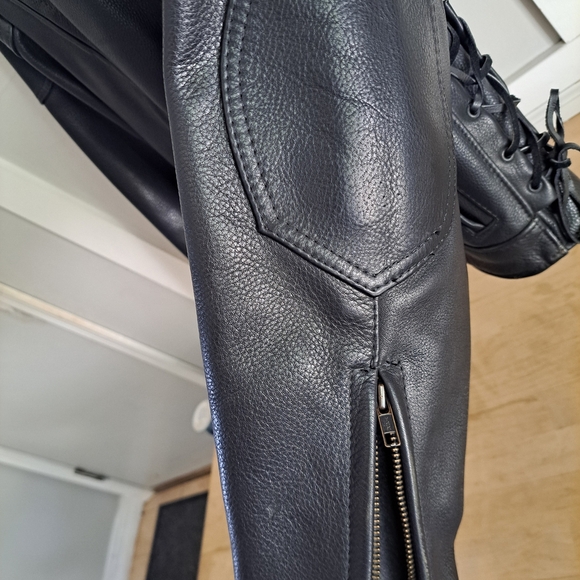 Fashions by Rose USA Black Leather Motorcycle Jacket - Picture 4 of 9